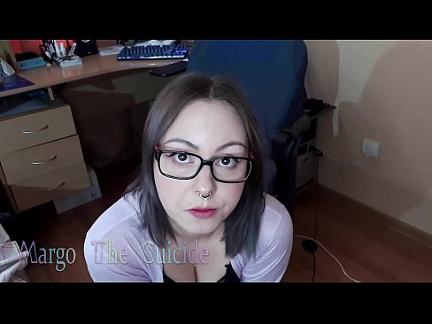 ❤️ Nighean gnèitheach le speuclairean a’ suirghe Dildo gu domhainn air a’ chamara ❤ Porno aig gd.hentaidude.ru ️❤